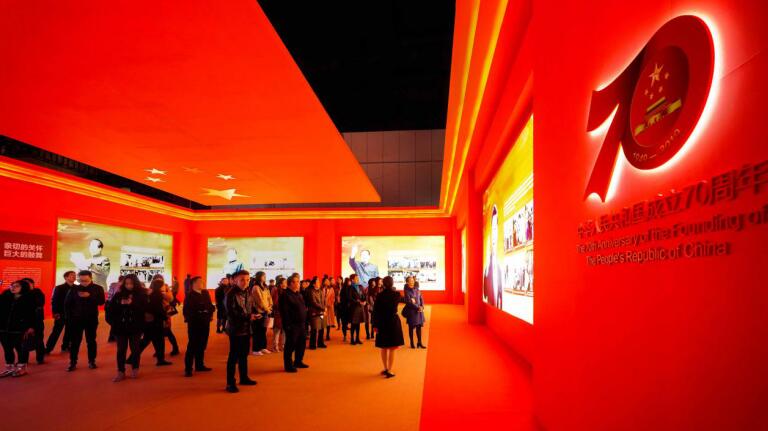 省旅投集團組織參觀四川省慶祝中華人民共和國成立70周年大型成就展