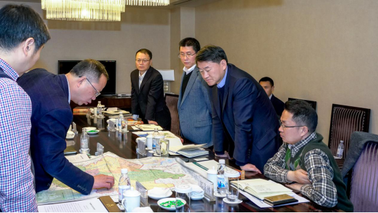 集團黨委書記、董事長任丁會見峨邊 縣委書記譚焰一行