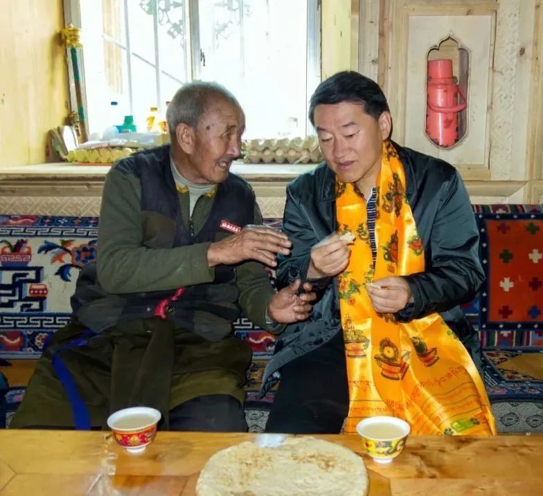 旅投責(zé)任 | 四川旅投強(qiáng)化“四個(gè)引領(lǐng)” 幫扶稻城縣麻格同村脫貧奔康