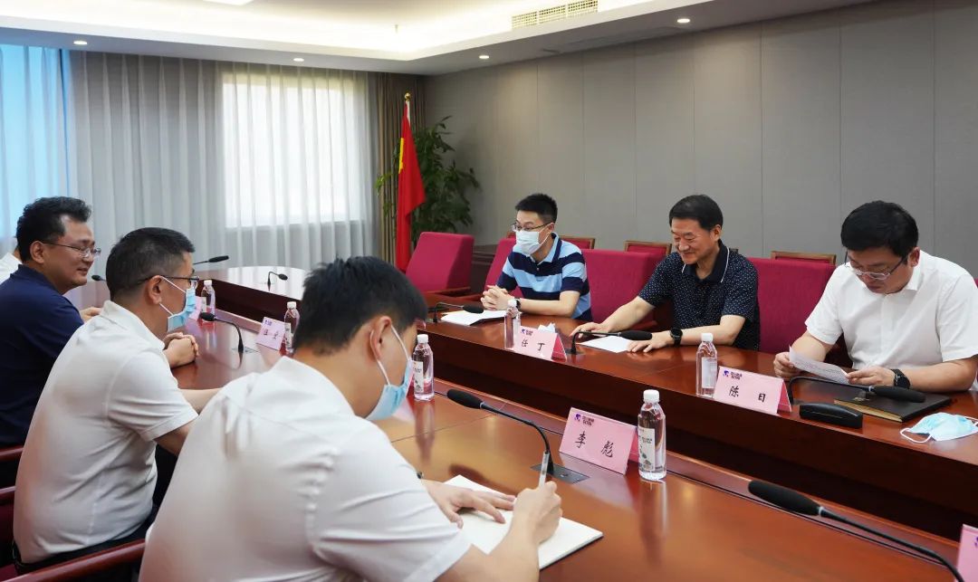 集團(tuán)黨委召開“八一”慰問座談會(huì)