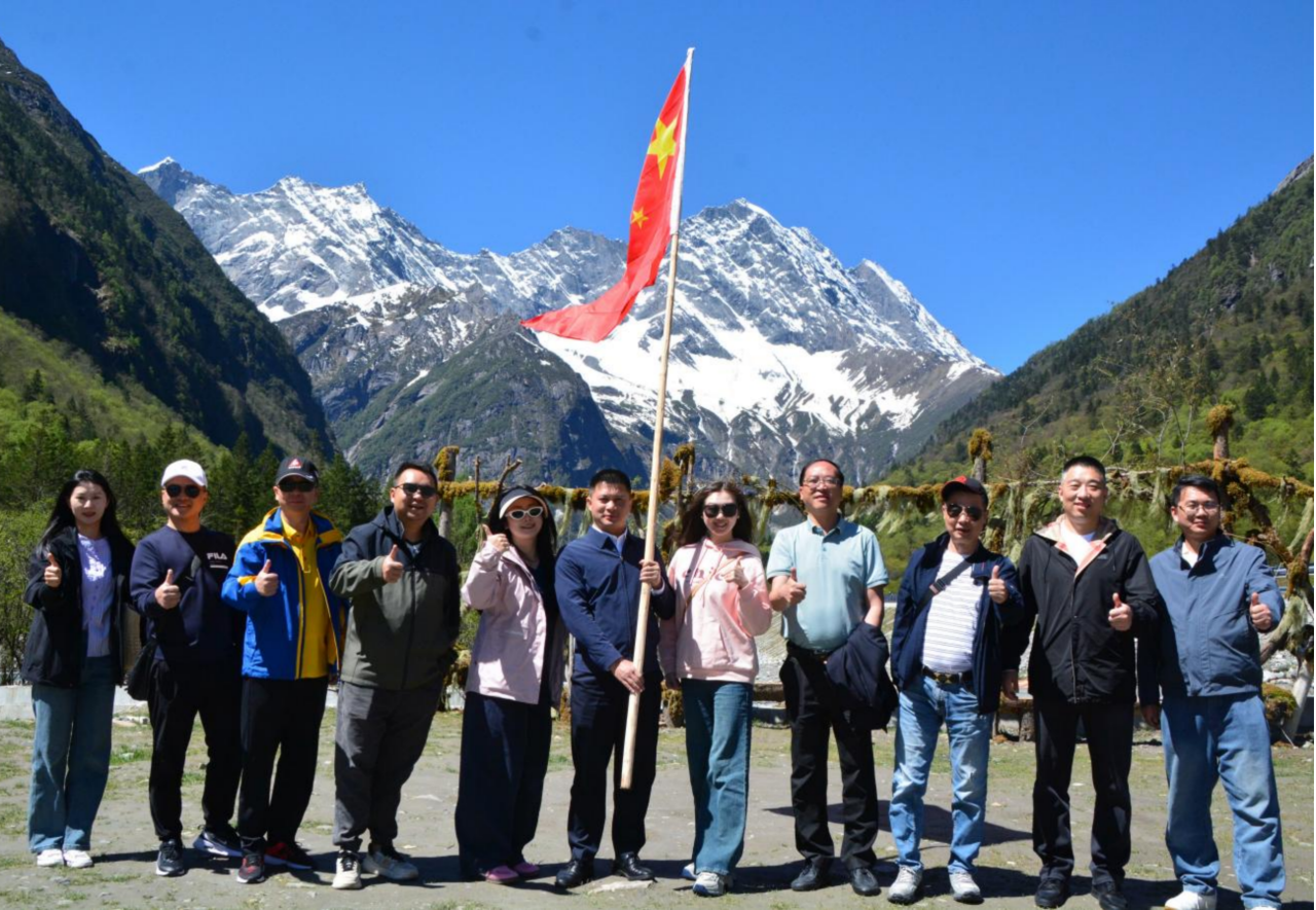 省旅投集團開展2025年勞模工匠療休養研學活動